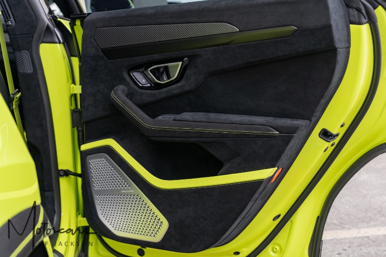 Used-2023-Lamborghini-Urus-Performante-for-sale-Jackson-MS