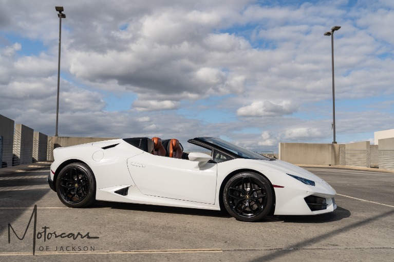 Used-2019-Lamborghini-Huracan-Spyder-Jackson-MS