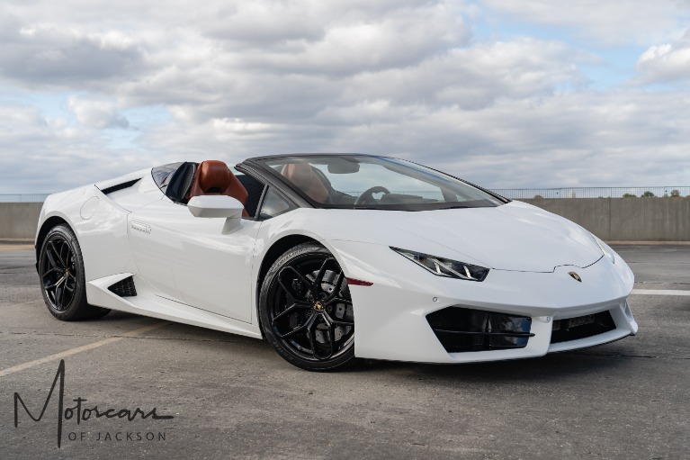 Used-2019-Lamborghini-Huracan-Spyder-Jackson-MS