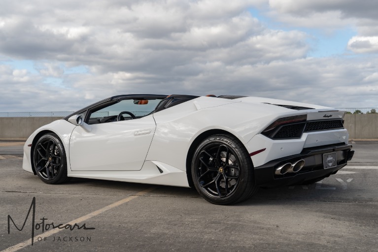 Used-2019-Lamborghini-Huracan-Spyder-for-sale-Jackson-MS