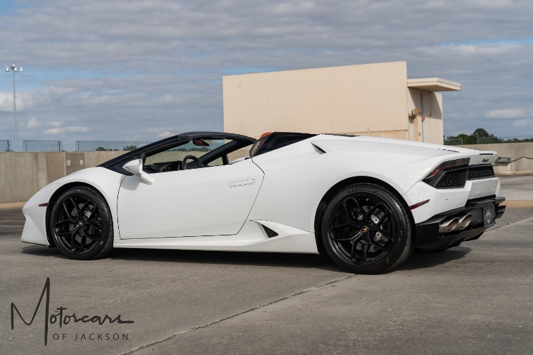 Used-2019-Lamborghini-Huracan-Spyder-Jackson-MS