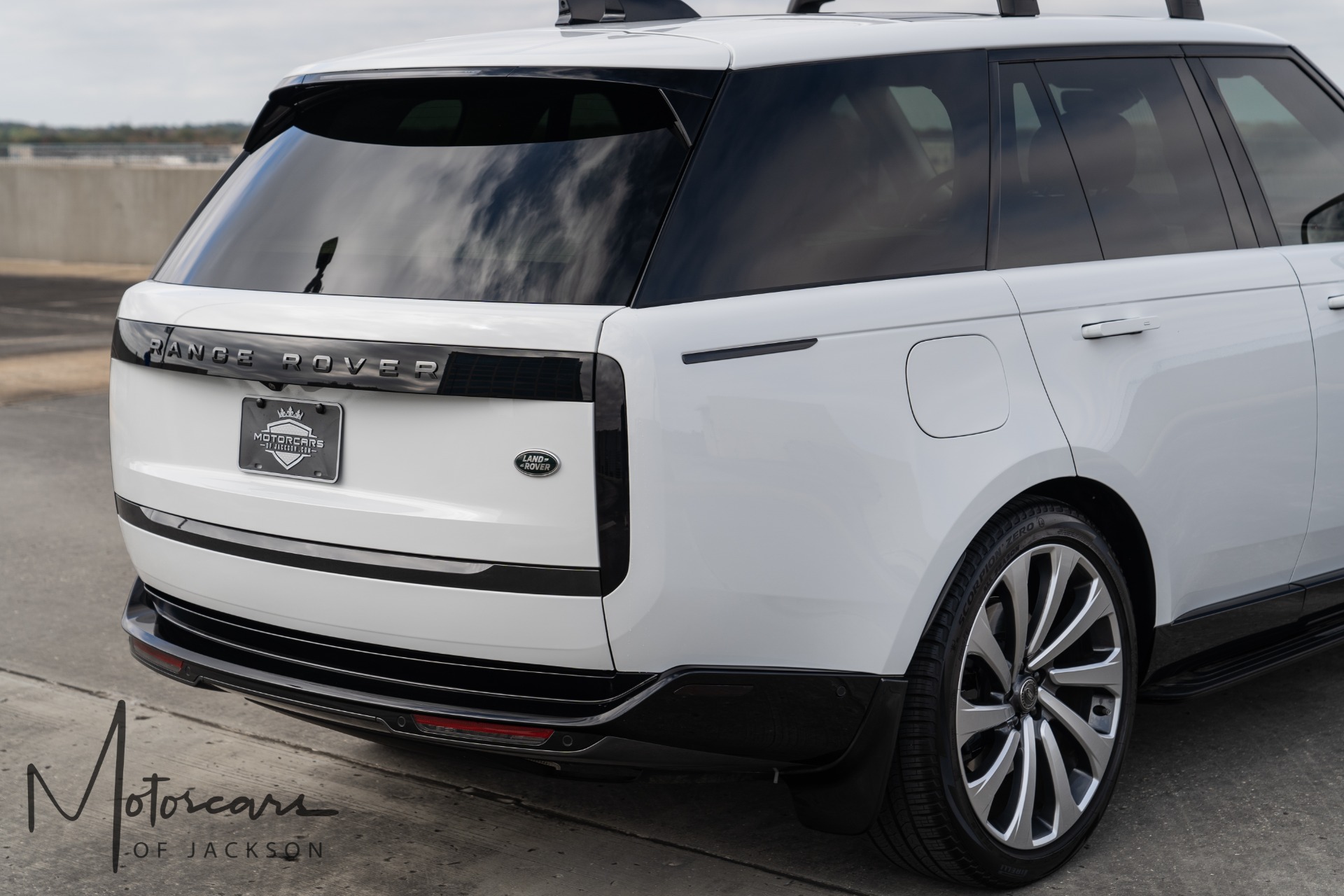 Used-2023-Land-Rover-Range-Rover-Autobiography-SWB-V8-for-sale-Jackson-MS