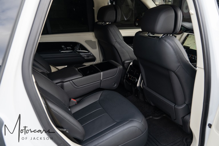 Used-2023-Land-Rover-Range-Rover-Autobiography-SWB-V8-for-sale-Jackson-MS