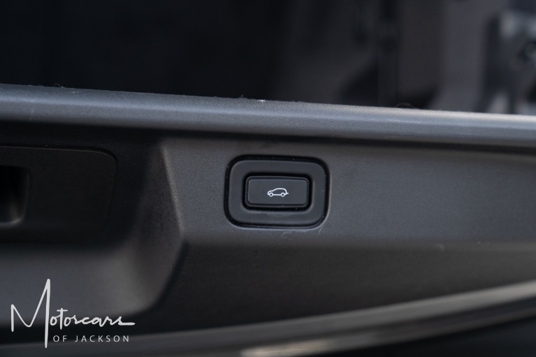 Used-2023-Land-Rover-Range-Rover-SE-Jackson-MS