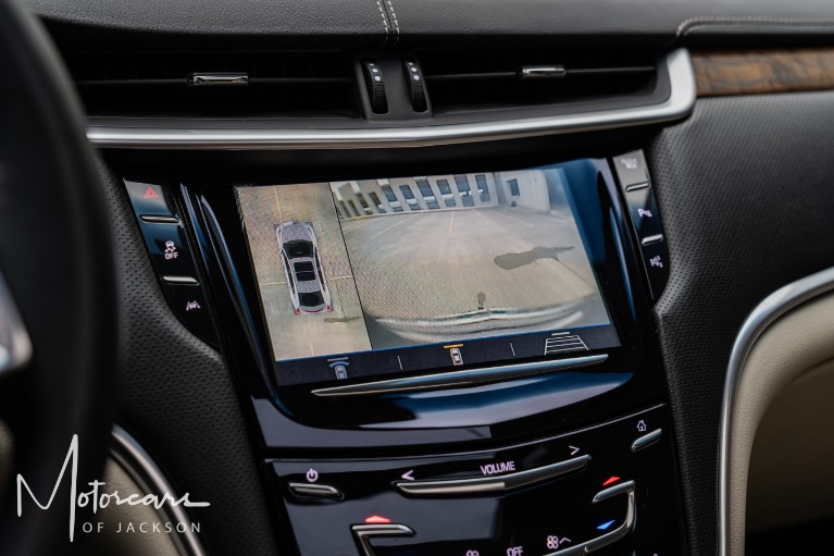 Used-2018-Cadillac-XTS-Luxury-Jackson-MS