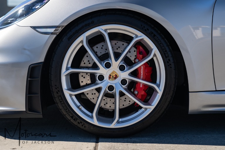 Used-2021-Porsche-718-Spyder-Roadster-Jackson-MS