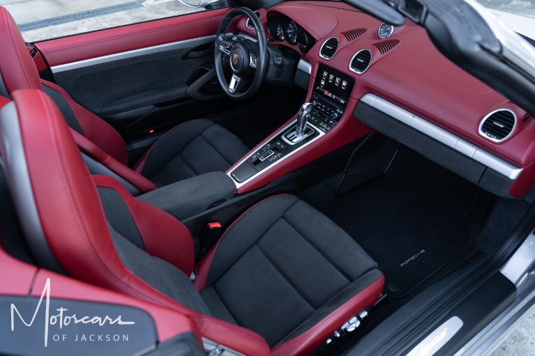 Used-2021-Porsche-718-Spyder-Roadster-Jackson-MS