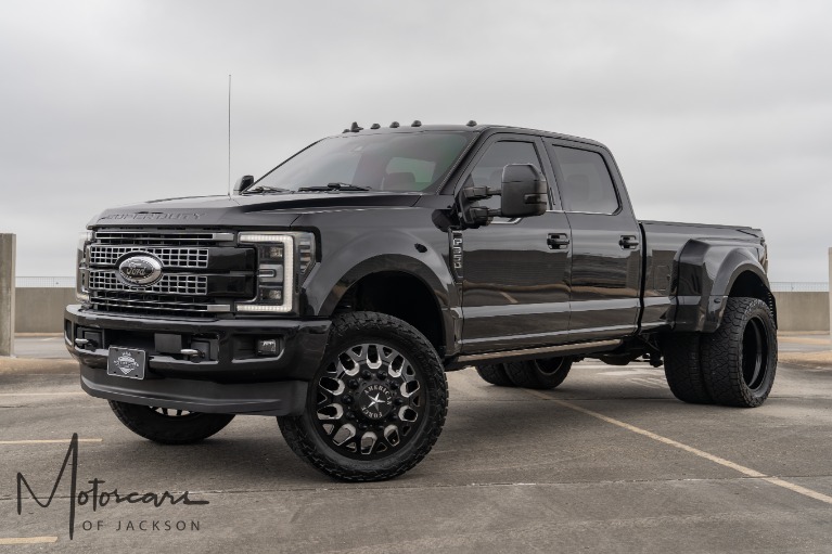 Used-2019-Ford-Super-Duty-F-350-DRW-Platinum-for-sale-Jackson-MS