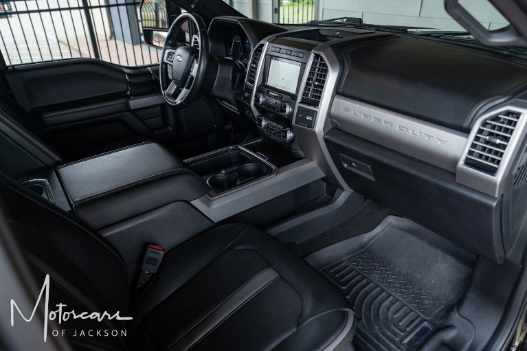 Used-2019-Ford-Super-Duty-F-350-DRW-Platinum-for-sale-Jackson-MS