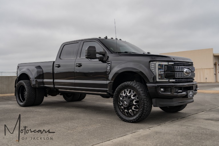 Used-2019-Ford-Super-Duty-F-350-DRW-Platinum-for-sale-Jackson-MS
