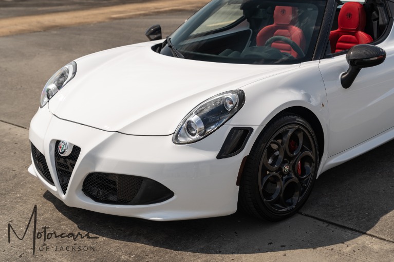 Used-2020-Alfa-Romeo-4C-Spider-Jackson-MS