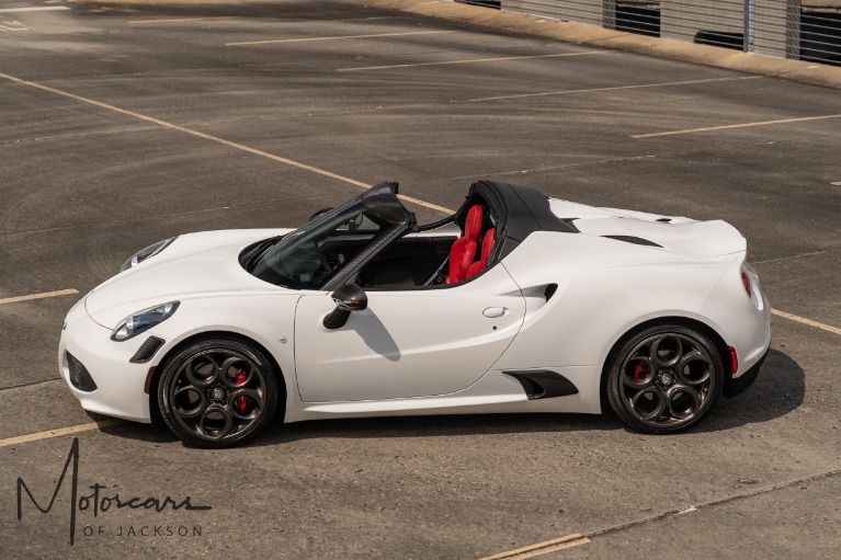 Used-2020-Alfa-Romeo-4C-Spider-Jackson-MS