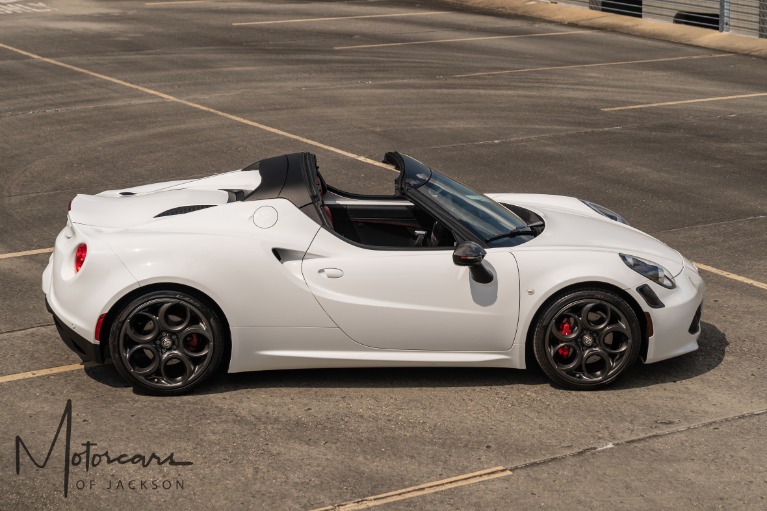 Used-2020-Alfa-Romeo-4C-Spider-for-sale-Jackson-MS