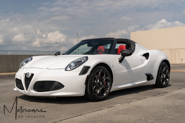 Used-2020-Alfa-Romeo-4C-Spider-for-sale-Jackson-MS