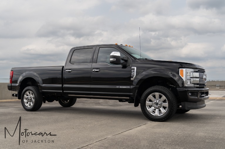 Used-2017-Ford-Super-Duty-F-350-SRW-Platinum-Crew-Cab-8ft-Box-Jackson-MS