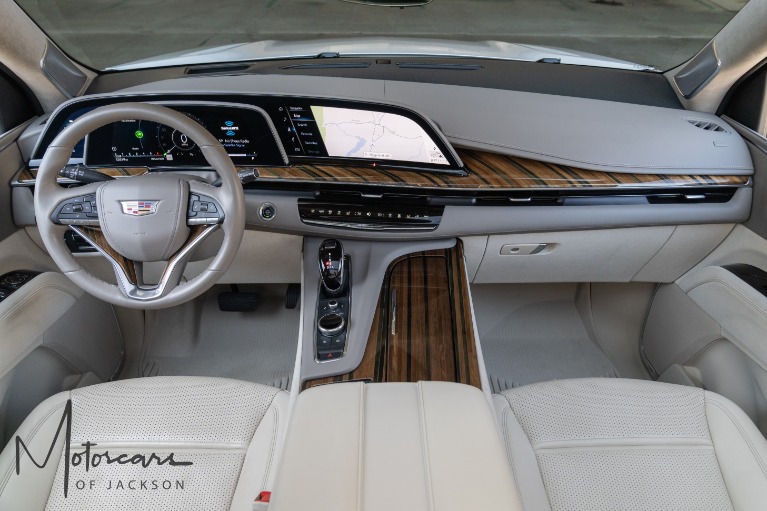 Used-2023-Cadillac-Escalade-ESV-4WD-Sport-Platinum-Jackson-MS