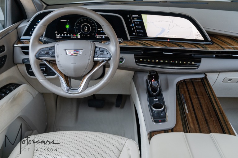 Used-2023-Cadillac-Escalade-ESV-4WD-Sport-Platinum-for-sale-Jackson-MS