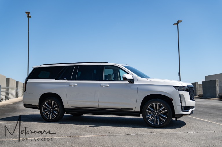 Used-2023-Cadillac-Escalade-ESV-4WD-Sport-Platinum-for-sale-Jackson-MS
