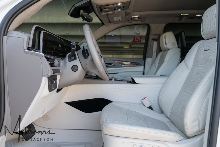 Used-2023-Cadillac-Escalade-ESV-4WD-Sport-Platinum-for-sale-Jackson-MS