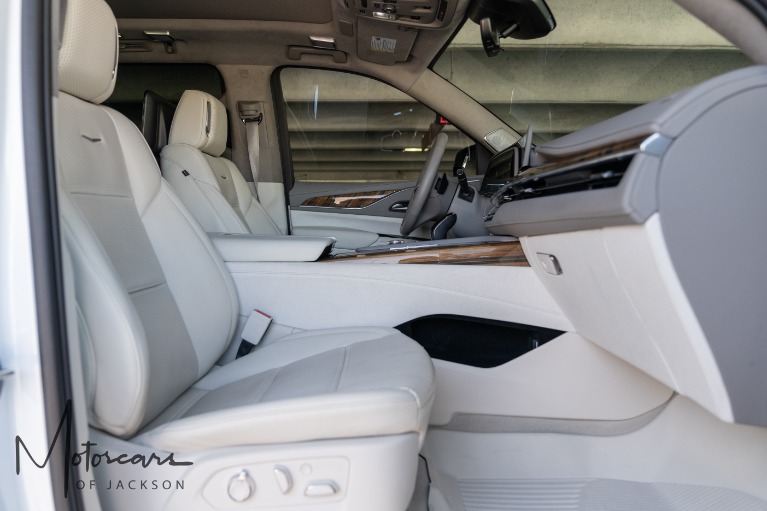 Used-2023-Cadillac-Escalade-ESV-4WD-Sport-Platinum-Jackson-MS