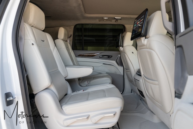 Used-2023-Cadillac-Escalade-ESV-4WD-Sport-Platinum-Jackson-MS