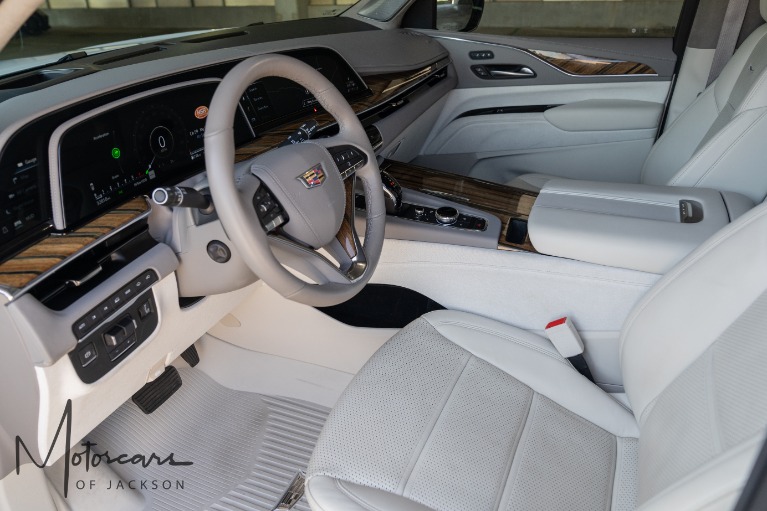Used-2023-Cadillac-Escalade-ESV-4WD-Sport-Platinum-Jackson-MS
