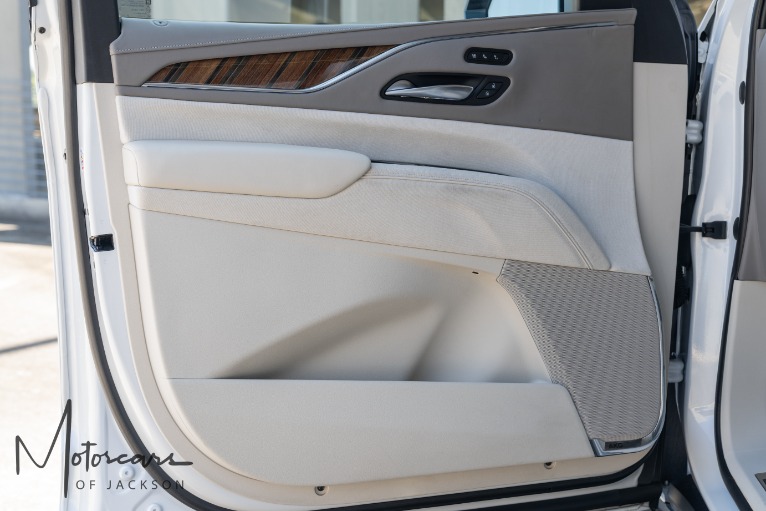 Used-2023-Cadillac-Escalade-ESV-4WD-Sport-Platinum-Jackson-MS