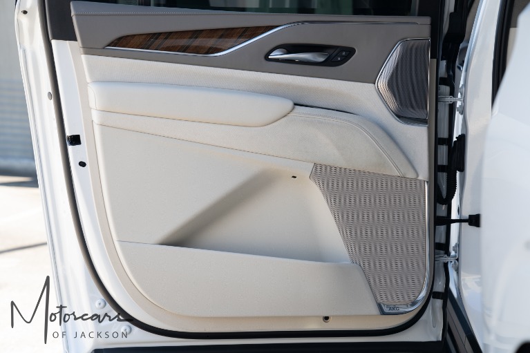 Used-2023-Cadillac-Escalade-ESV-4WD-Sport-Platinum-Jackson-MS