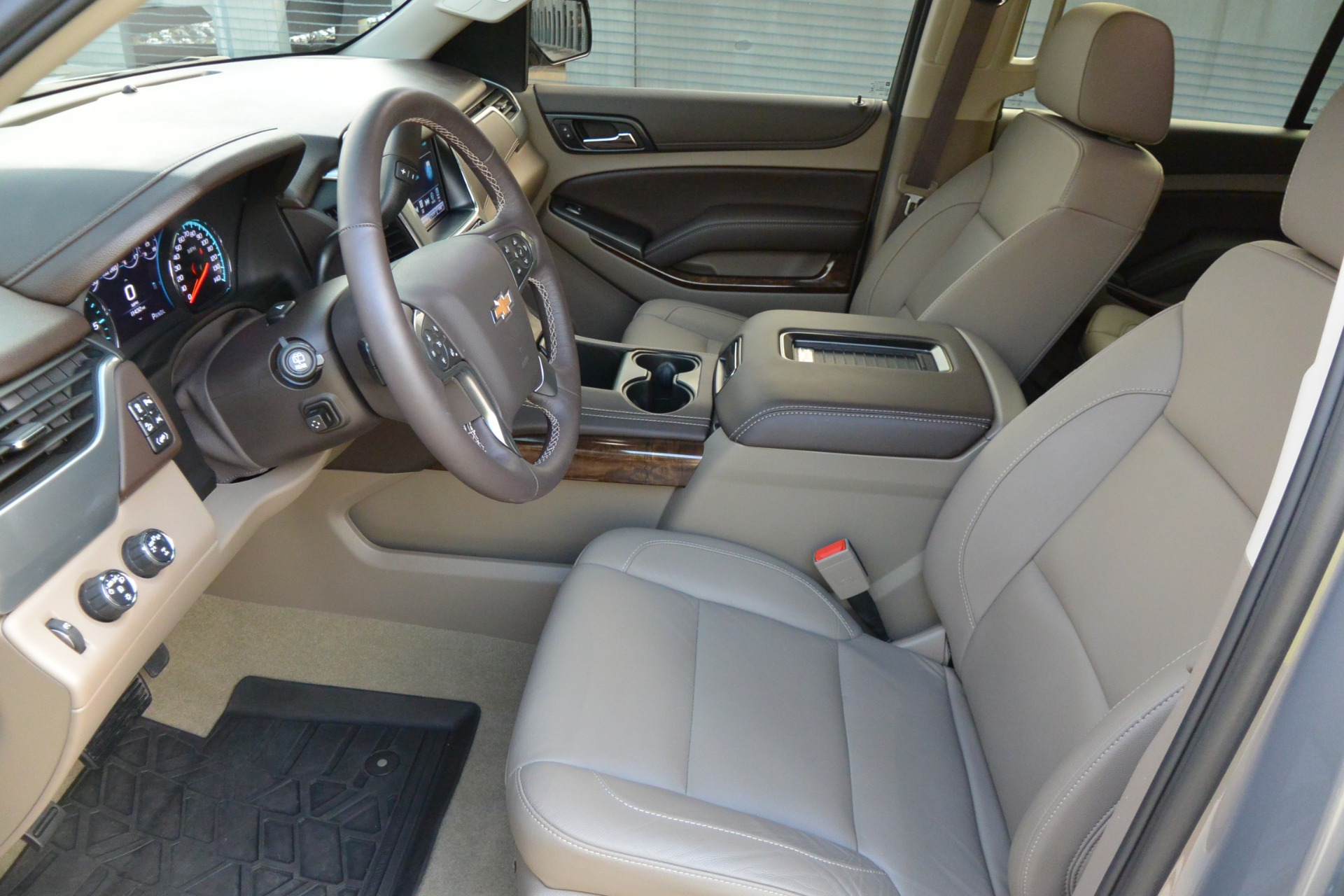 Used-2017-Chevrolet-Tahoe-LT-Z71-w/-Edelbrock-Supercharger-and-Corsa-Exhaust-for-sale-Jackson-MS