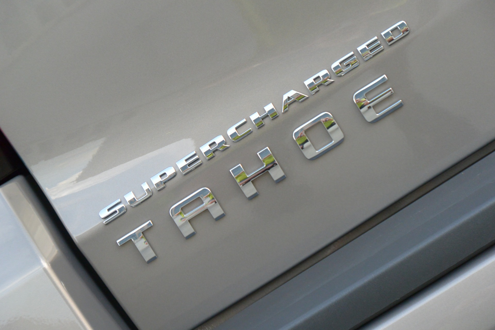 Used-2017-Chevrolet-Tahoe-LT-Z71-w/-Edelbrock-Supercharger-and-Corsa-Exhaust-Jackson-MS