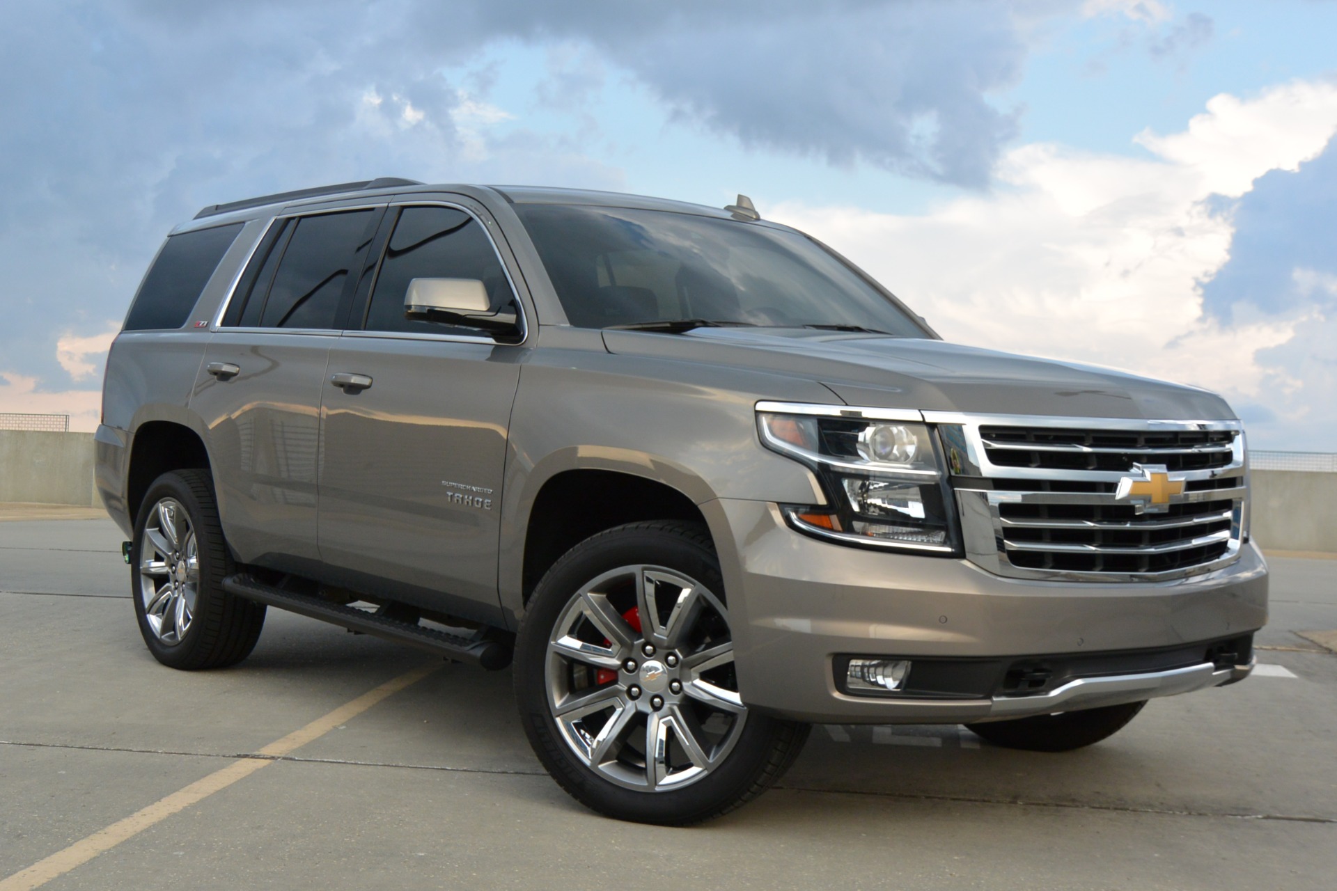 Chevrolet Tahoe 2020 в горах