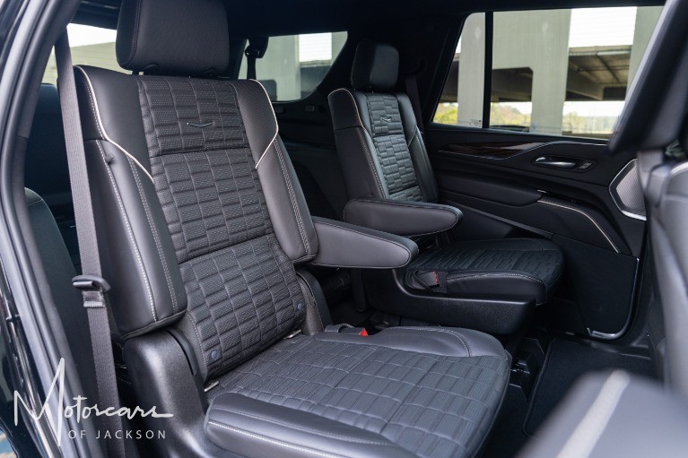 Used-2021-Cadillac-Escalade-Sport-Platinum-for-sale-Jackson-MS