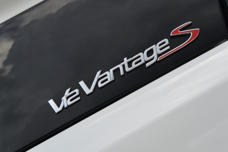 Used-2015-Aston-Martin-V12-Vantage-S-Jackson-MS