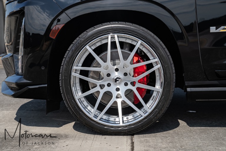 Used-2023-Cadillac-Escalade-AWD-V-Series-Jackson-MS