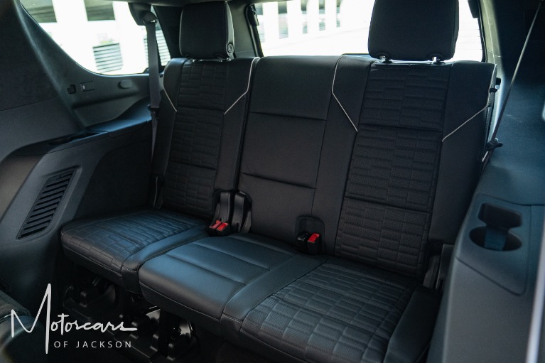 Used-2023-Cadillac-Escalade-AWD-V-Series-Jackson-MS