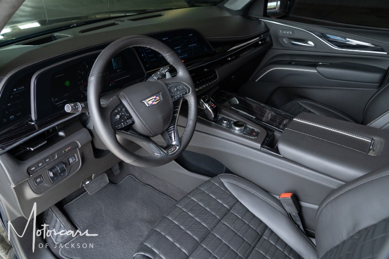 Used-2023-Cadillac-Escalade-AWD-V-Series-Jackson-MS