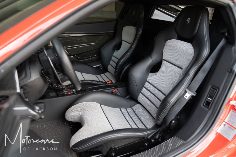 Used-2015-Ferrari-458-Italia-Speciale-Jackson-MS