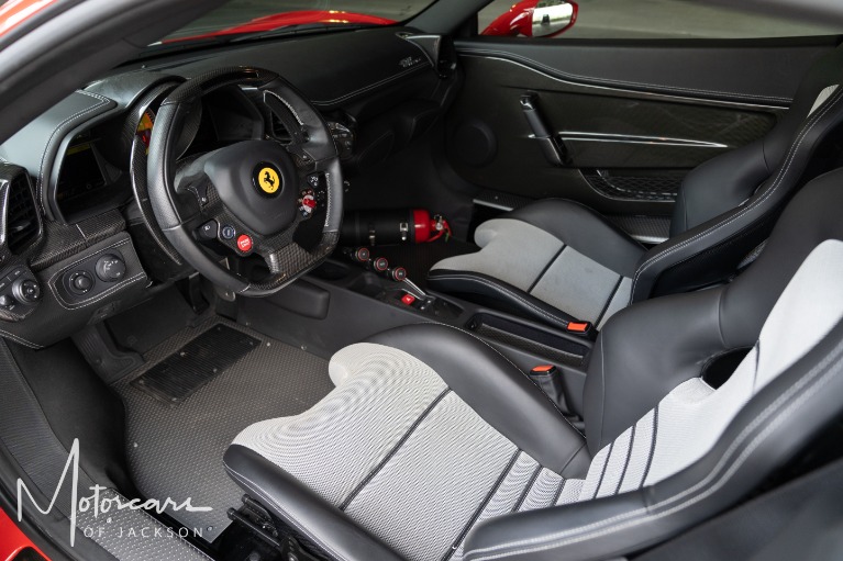Used-2015-Ferrari-458-Italia-Speciale-Jackson-MS