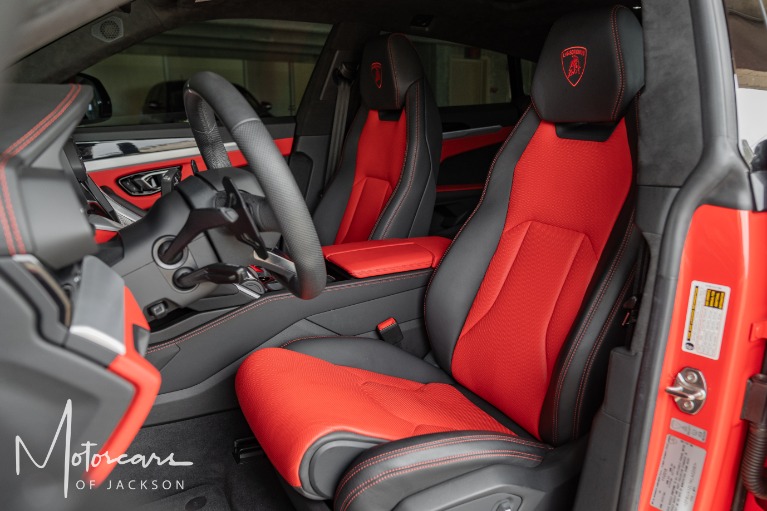 Used-2019-Lamborghini-Urus-Jackson-MS