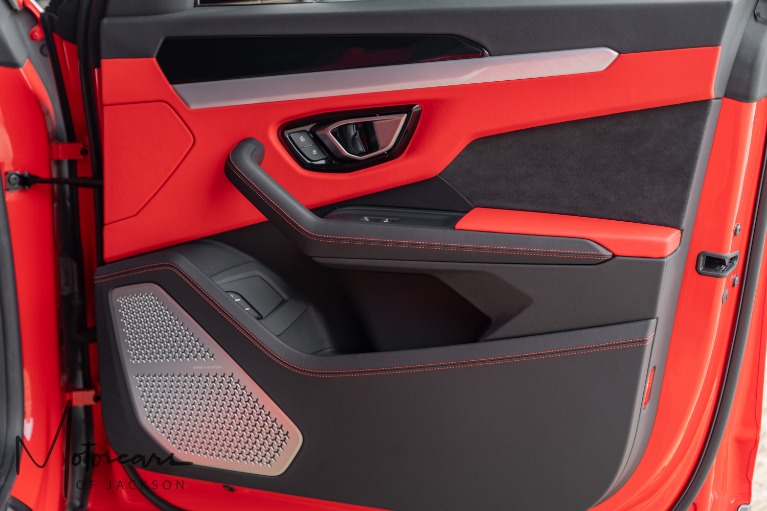 Used-2019-Lamborghini-Urus-for-sale-Jackson-MS