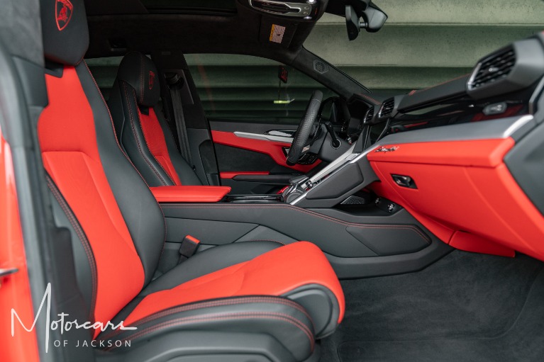 Used-2019-Lamborghini-Urus-for-sale-Jackson-MS