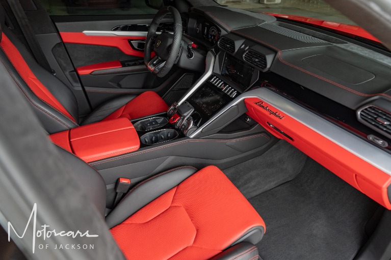 Used-2019-Lamborghini-Urus-for-sale-Jackson-MS