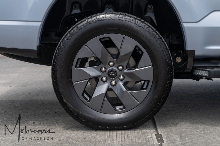 Used-2022-Ford-F-150-Lightning-4x4-LARIAT-for-sale-Jackson-MS