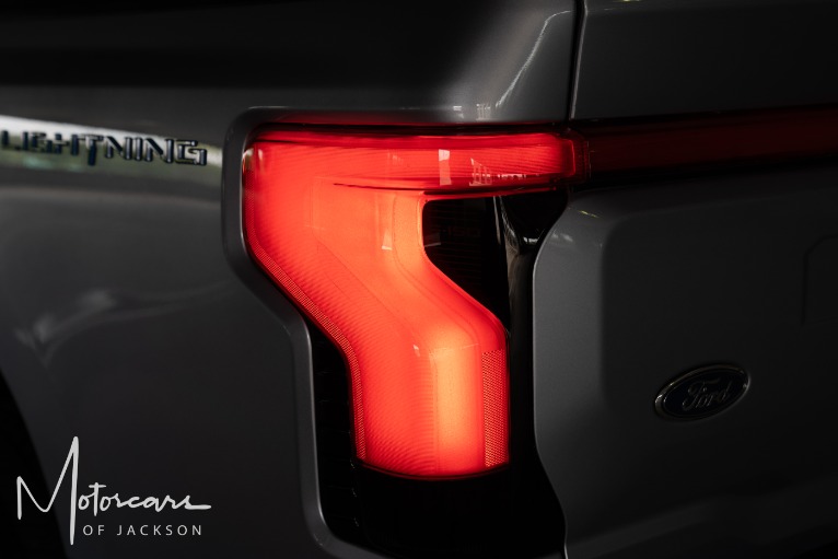 Used-2022-Ford-F-150-Lightning-4x4-LARIAT-for-sale-Jackson-MS