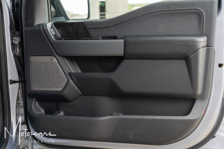 Used-2022-Ford-F-150-Lightning-4x4-LARIAT-for-sale-Jackson-MS