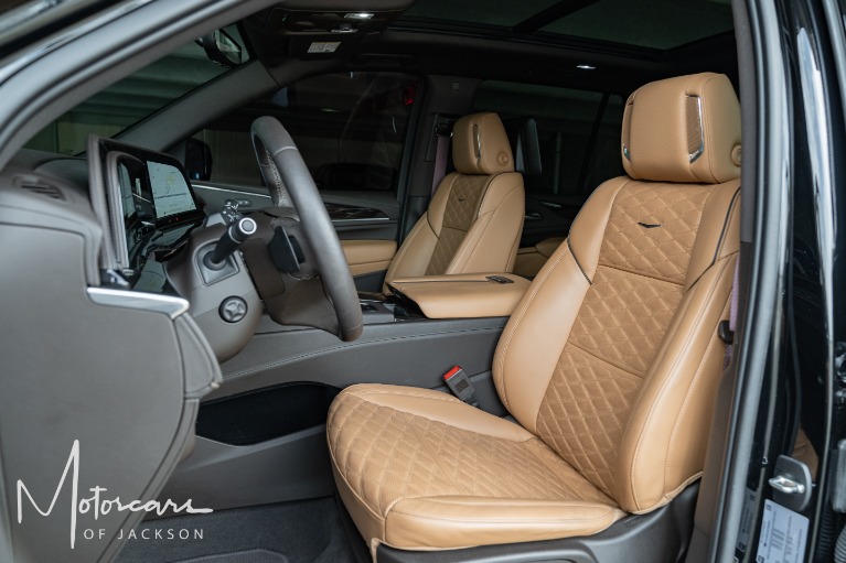 Used-2023-Cadillac-Escalade-4WD-Sport-Jackson-MS