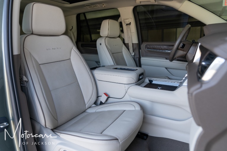 Used-2023-GMC-Yukon-Denali-Jackson-MS