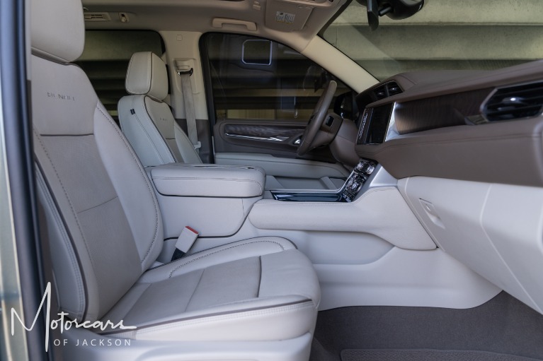 Used-2023-GMC-Yukon-Denali-Jackson-MS