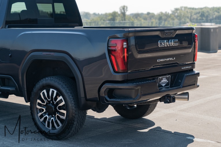 Used-2024-GMC-Sierra-2500HD-Denali-Ultimate-4WD-for-sale-Jackson-MS