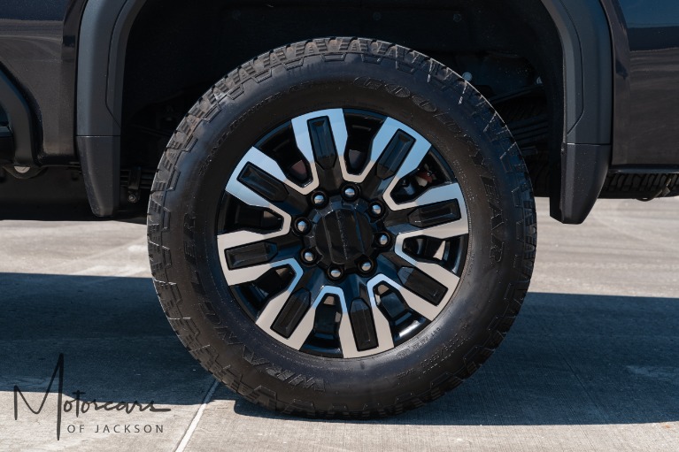 Used-2024-GMC-Sierra-2500HD-Denali-Ultimate-4WD-for-sale-Jackson-MS